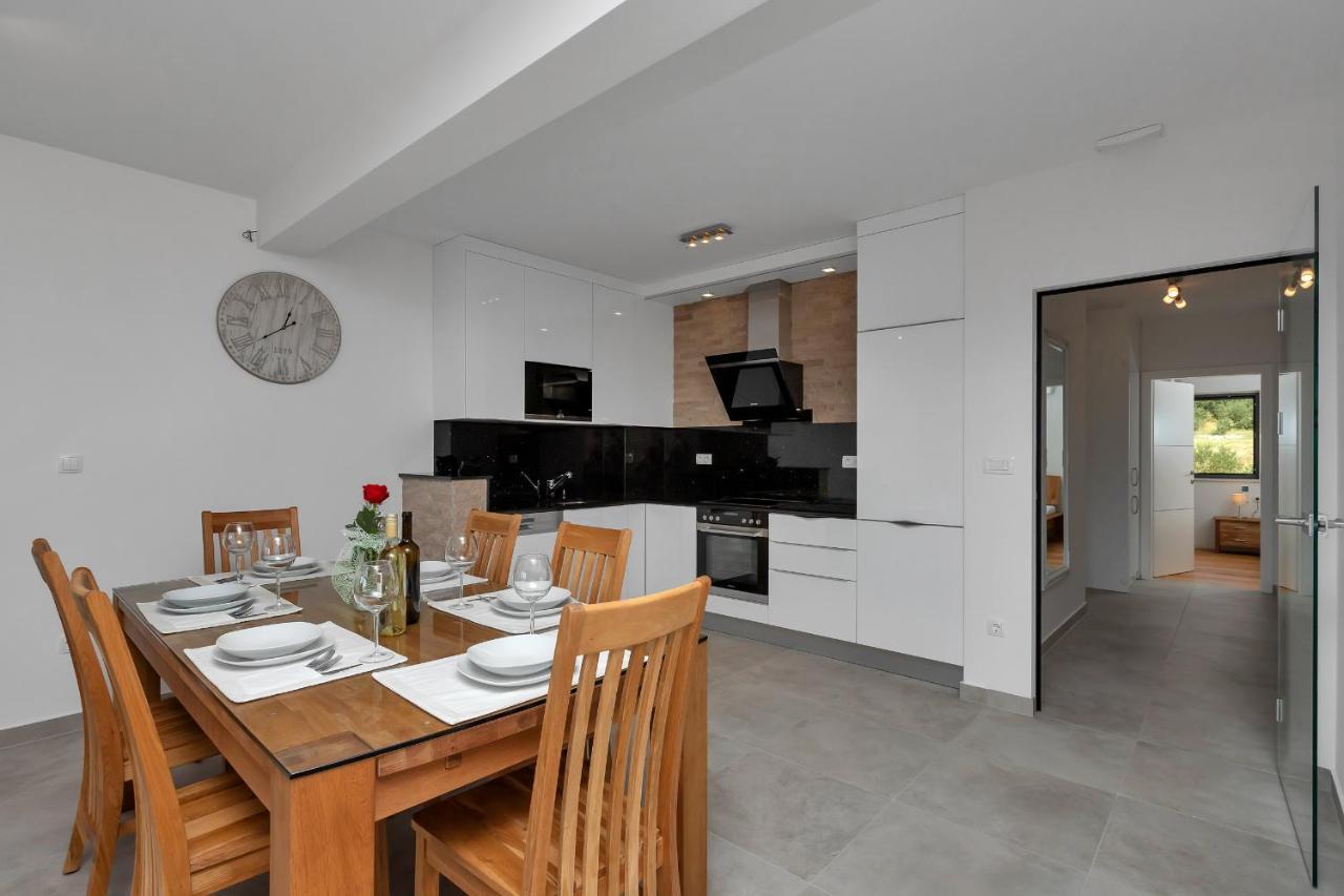 Luxury Apartment Macola Free Beach Parking Makarska Esterno foto